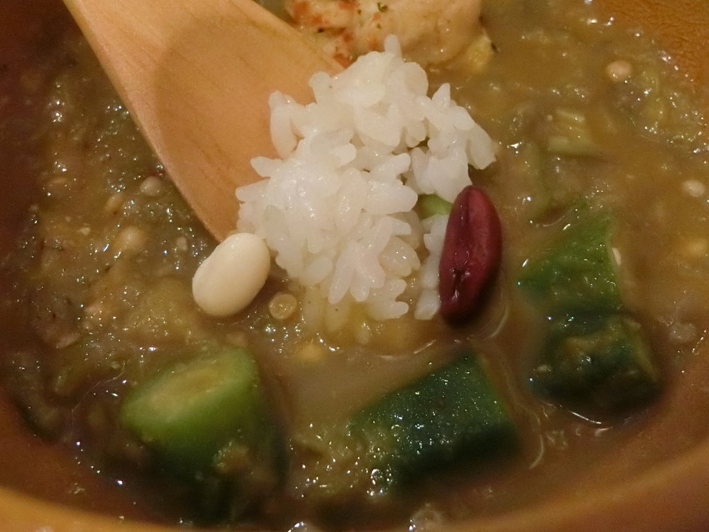 銀座の隠れ家の名物チキンガンボ 新橋 ぶらり ふらり西やら東やら 美味しいもの探し2nd