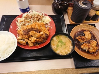 DSCPDC_0003_BURST20190827214007794_COVER