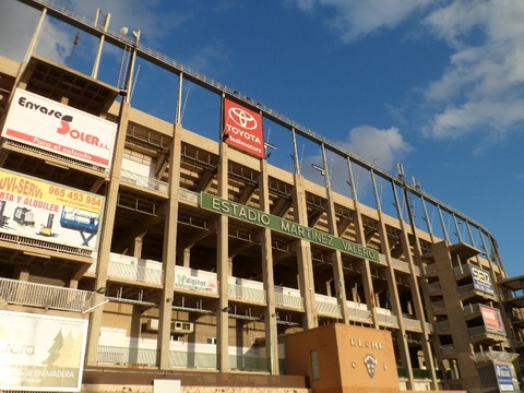 Estadio Manuel Martínez Valero1