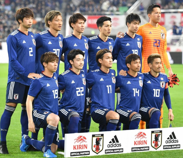 サッカー