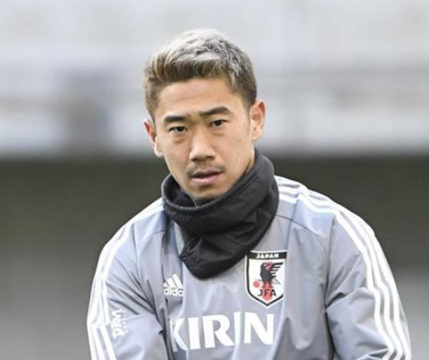 サッカー