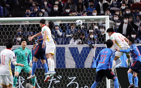 どこよりも早い採点 ベトナム戦 久保建英や旗手怜央は期待外れ 格下にドロー スタメン組が軒並み低評価に サカナビ