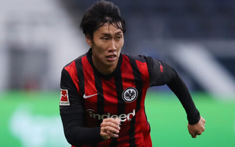 鎌田大地 ブンデス前半戦のアシストランキングで3位タイ フランクフルトの要 スポキチ速報 鎌田大地 ブンデス前半戦のアシストランキングで3位タイ フランクフルトの要 スポキチ速報