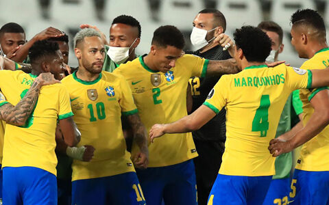 ブラジルがl パケタの2戦連続弾でペルーを下す コパ アメリカ連覇へ決勝進出 スポキチ速報 ブラジルがl パケタの2戦連続弾でペルーを下す コパ アメリカ連覇へ決勝進出 スポキチ速報