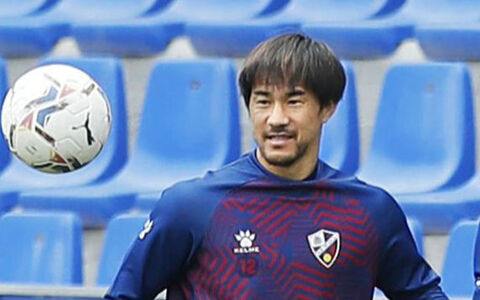 まだ諦めたくない 岡崎慎司 自身の去就に言及 ギリギリまで納得いく移籍に フットカルチョ