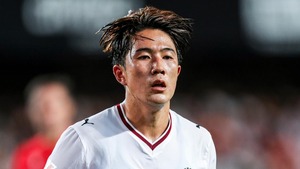 【サッカー】19歳佐藤龍之介、苦しむバレンシアで低評価…「恥ずべき、屈辱的」と監督は激怒のお詫び