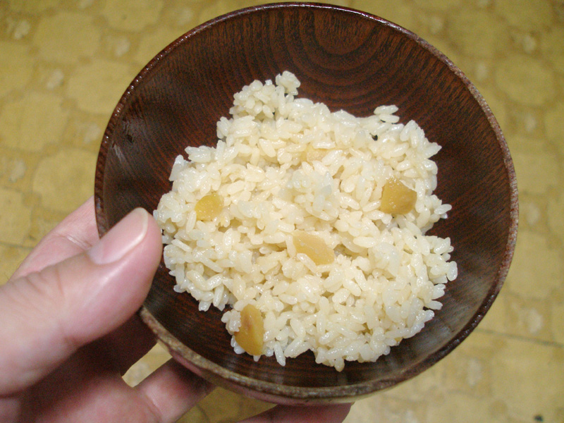 期限が切れて1年たったグリコの炊き込み御膳栗ごはんの素で炊き込みご飯を作ったがこれはうまくない はやしのなか 期限が切れて1年たったグリコの炊き込み御膳栗ごはんの素で炊き込みご飯を作ったがこれはうまくない はやしのなか