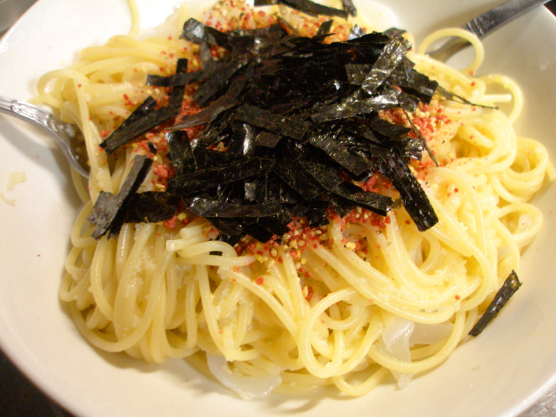 カペリンのキャビアなるものでパスタを作ってみたけど味が薄くてこれだけじゃだめだと思う はやしのなか カペリンのキャビアなるものでパスタを作ってみたけど味が薄くてこれだけじゃだめだと思う はやしのなか