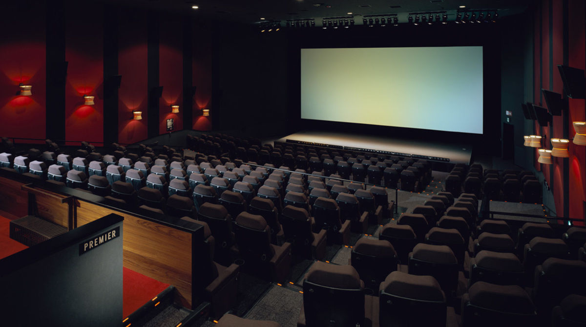 映画館で映画見る奴すごすぎワロタwwwwwwwwwww アメ速