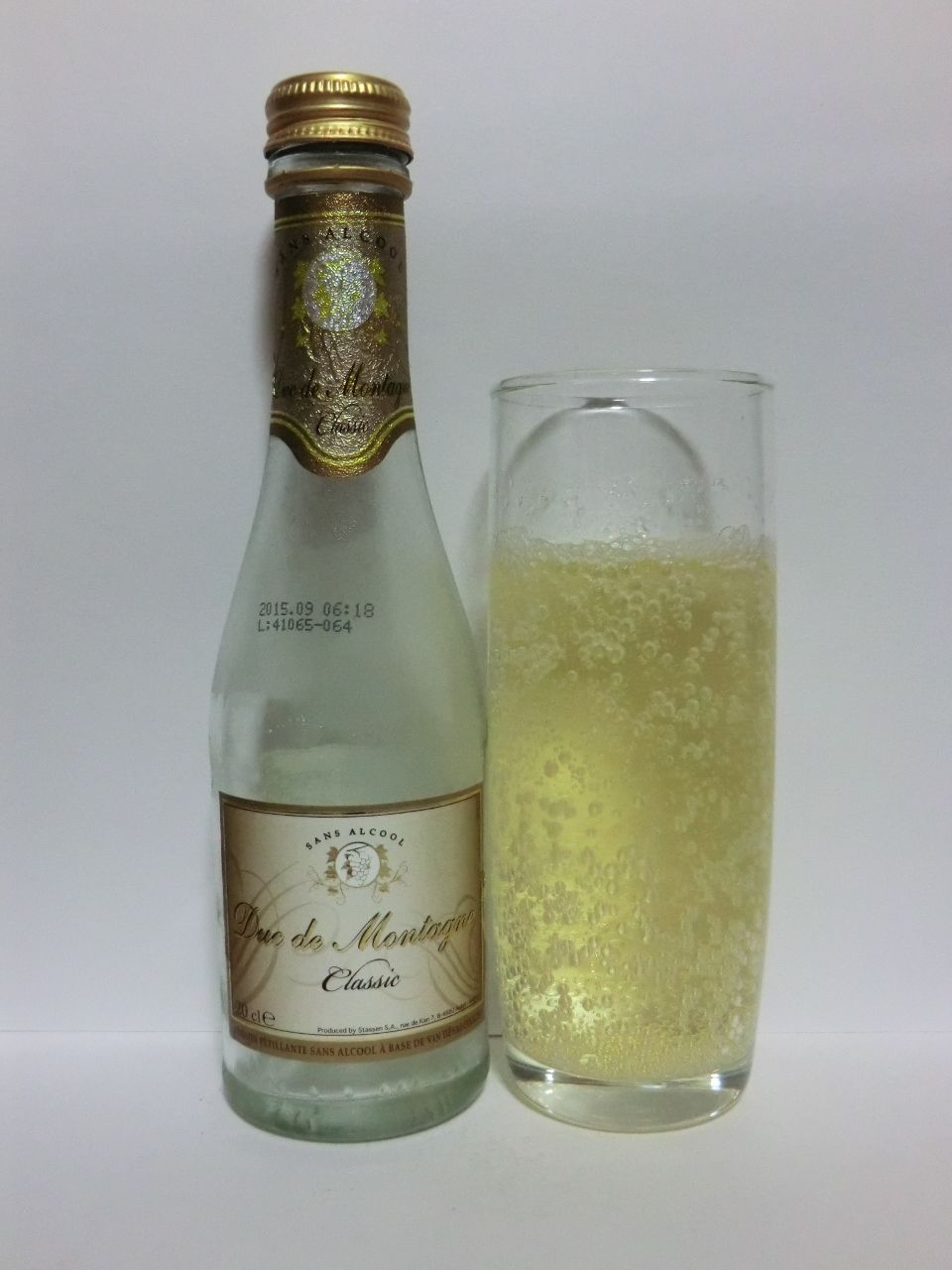 湘南貿易 スタッセン デュク ド モンターニュ 瓶 0ml Softdrink Nomu 湘南貿易 スタッセン デュク ド モンターニュ 瓶 0ml Softdrink Nomu