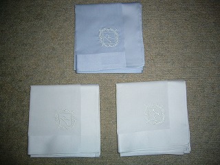 Barneys New Yorkのイニシャル入りハンカチ Don T Worry Be Happy Barneys New Yorkのイニシャル入りハンカチ Don T Worry Be Happy