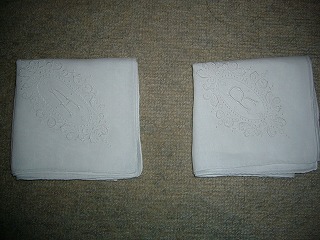 Barneys New Yorkのイニシャル入りハンカチ Don T Worry Be Happy Barneys New Yorkのイニシャル入りハンカチ Don T Worry Be Happy
