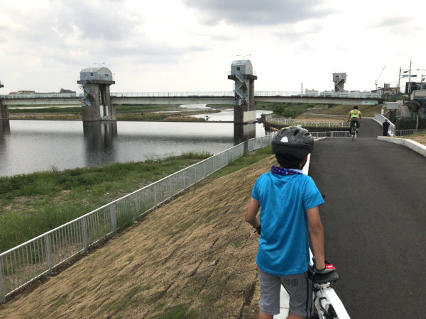 多摩川サイクリングロードに新たな橋が開通 昔チャリダー今ローディー