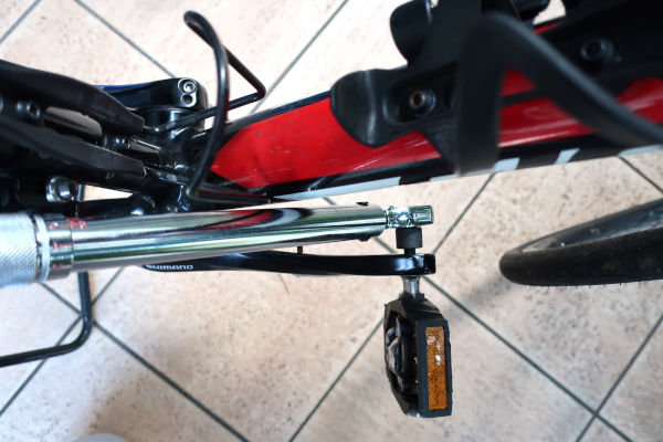 自転車 ペダル 外し 方 固い