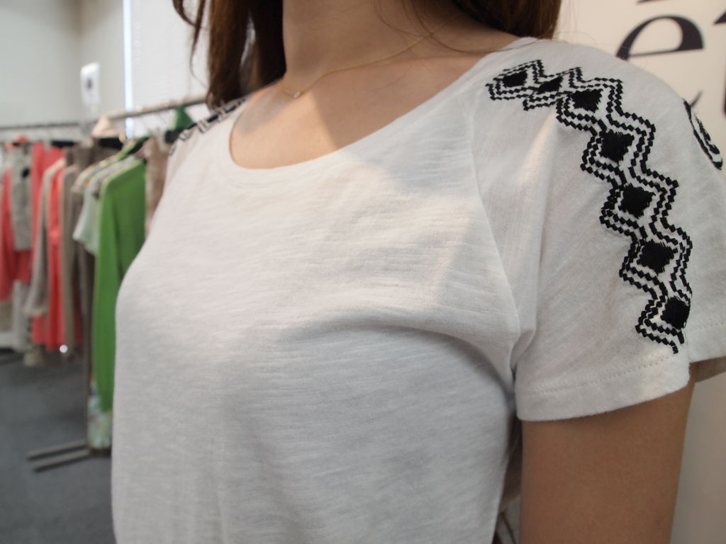 2013 Sinequanone S/Sコレクション♪アコちゃんもお気に入りのTシャツです : セレクトショップ「fortissimo」