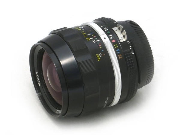 nikon_auto_nikkor_28mm_01