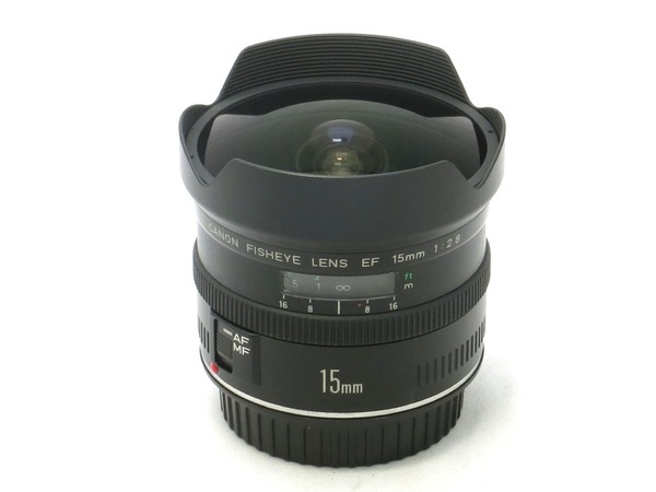 canon_ef_15mm_fisheye_01