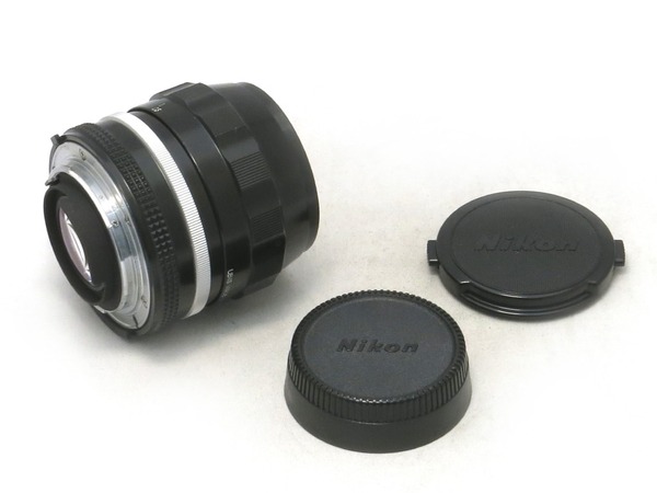 nikon_auto_nikkor_28mm_02