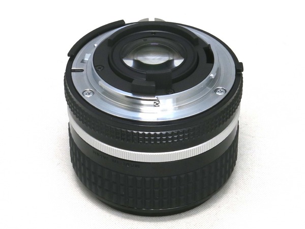 nikon_ai-s_nikkor_24mm_b