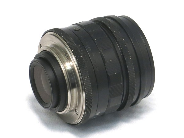 voigtlander_ultron_28mm_aspherical_black_l39_c