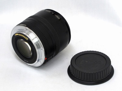 canon_ef_50mm_compact-macro_b