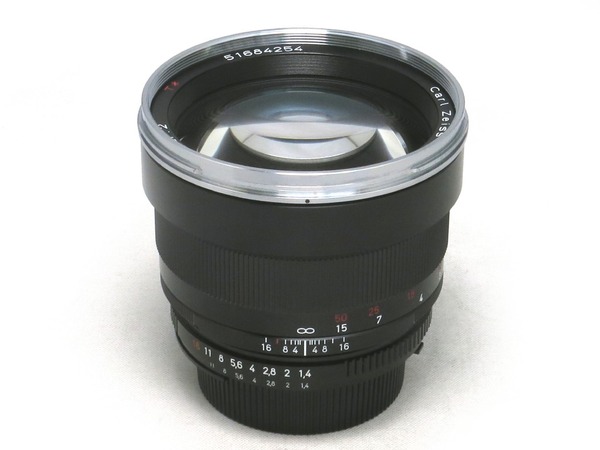 carl_zeiss_planar_85mm_zf2_a