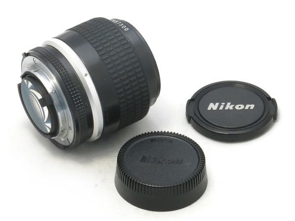 nikon_ai-s_nikkor_35mm_02