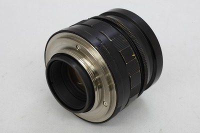 Voigtlander_NOKTon_50mm_L_Black_b