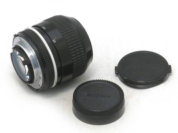 nikon_ai_nikkor_35mm_02