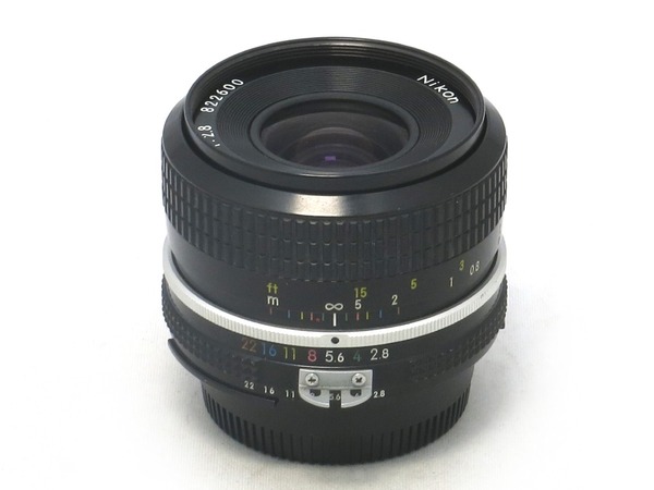 nikon_new_nikkor_35mm_a