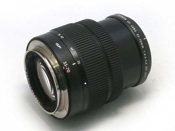 fujifilm_gf_35-70mm_wr_b