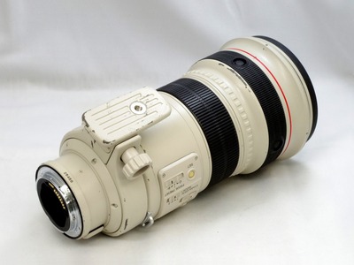 canon_ef_300mm_l_is_usm_02