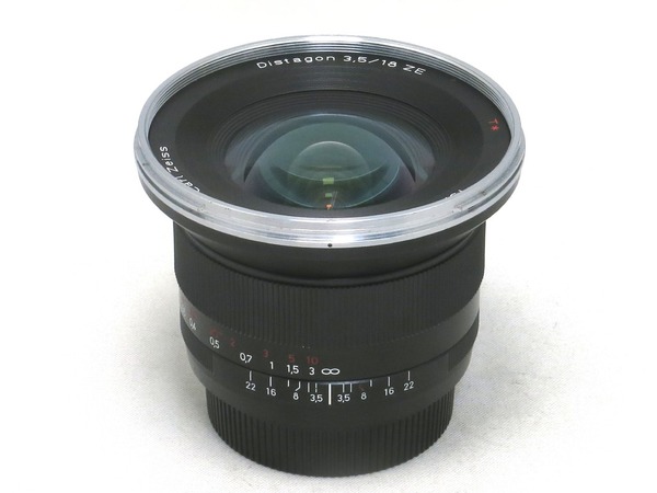 carl_zeiss_distagon_18mm_ze_01