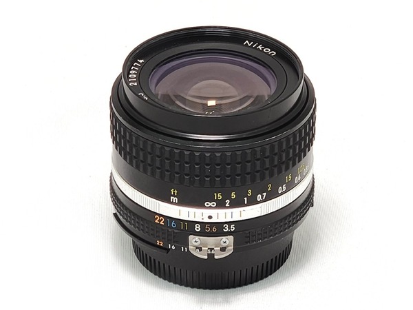 nikon_ai-s_nikkor_28mm_a