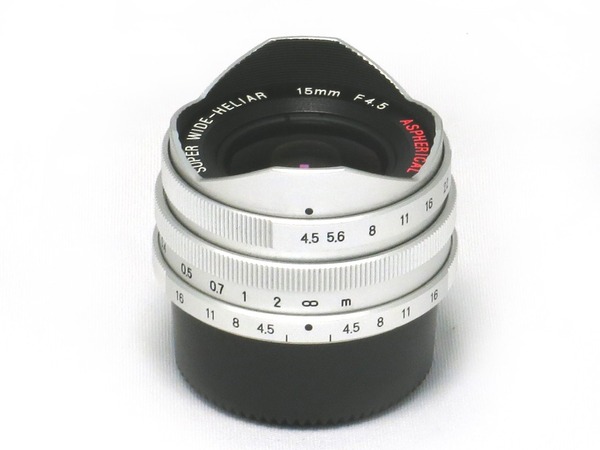 voigtlander_super_wide-heliar_15mm_l39_a