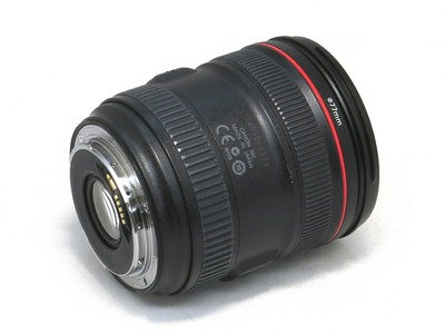 canon_ef_24-70mm_l_is_usm_b