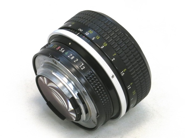 nikon_new_nikkor_55mm_03