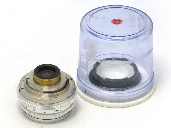 schneider_retina-tele-arton_85mm_deckel_b