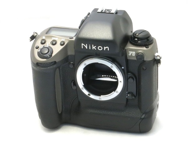 nikon_f5_50years_a