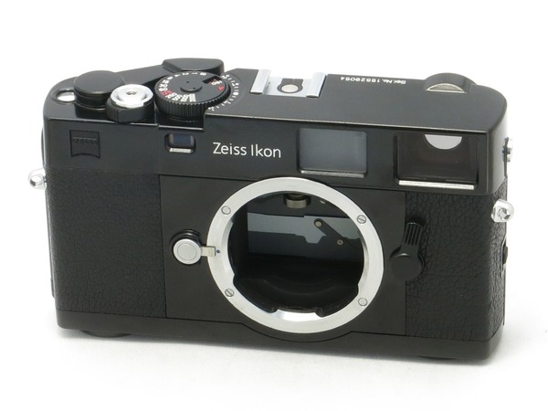 carl_zeiss_zeissikon_zm_black_a