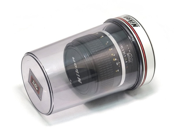 nikon_ai-s_nikkor_85mm_03