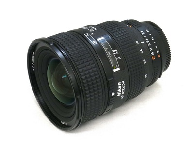 nikon_af_20-35mm_d_01