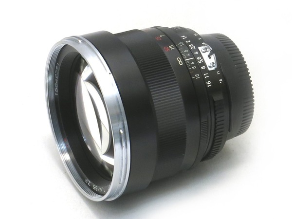 carl_zeiss_planar_85mm_zf_a