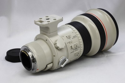 canon_ef_300mm_l_usm_b