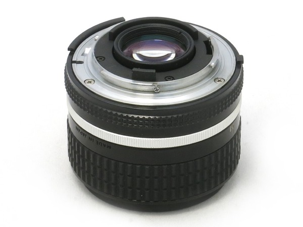 nikon_ai-s_nikkor_35mm_b