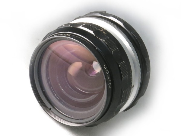 nikon_auto_nikkor_28mm_c