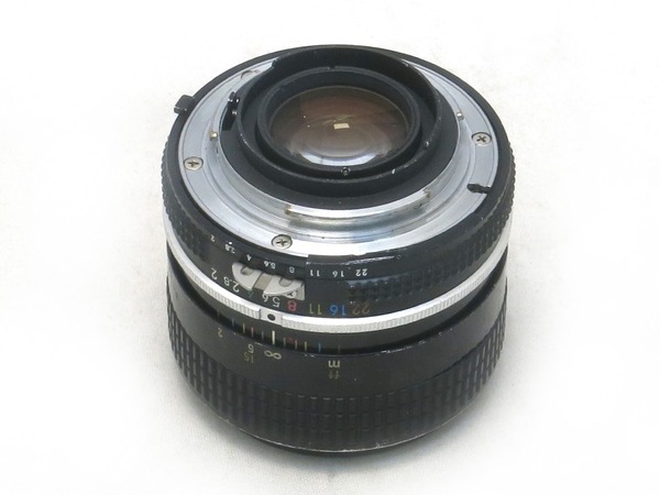 nikon_new_nikkor_35mm_c