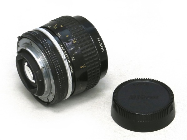 nikon_ai_nikkor_55mm_micro_03