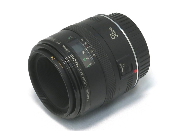 canon_ef_compact-macro_50mm_a