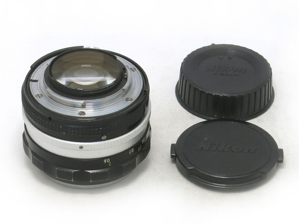 nikon_auto_nikkor_50mm_02